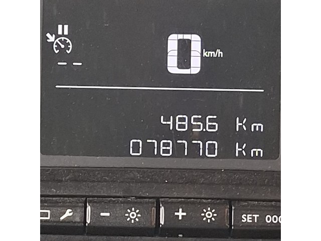 Personenbus, peugeot, expert traveller - afbeelding 13 van  43