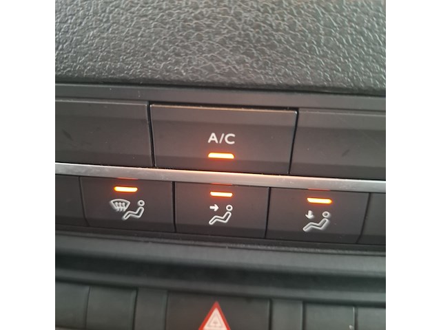 Personenbus, peugeot, expert traveller - afbeelding 18 van  43