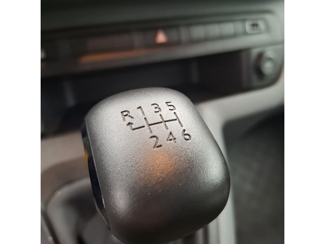 Personenbus, peugeot, expert traveller - afbeelding 19 van  43