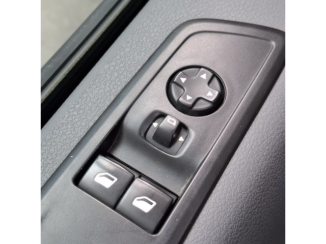 Personenbus, peugeot, expert - afbeelding 13 van  25