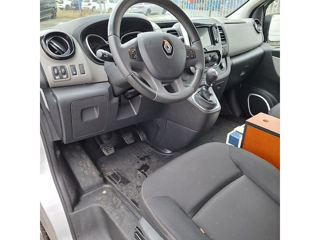 Personenbus, renault, trafic passenger, 2019 - afbeelding 15 van  43