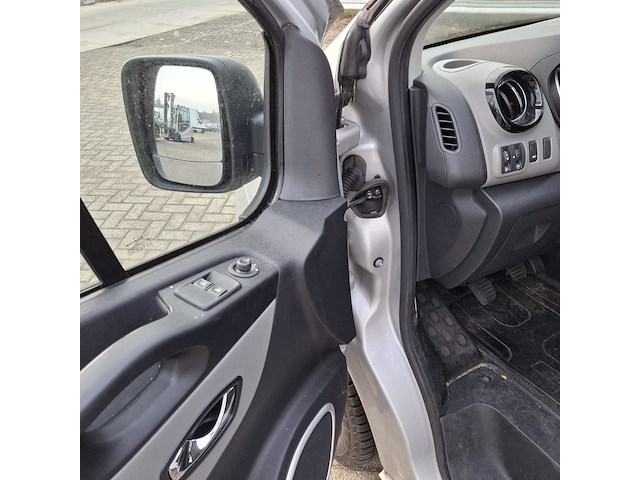 Personenbus, renault, trafic - afbeelding 16 van  44