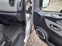 Personenbus, renault, trafic - afbeelding 32 van  44