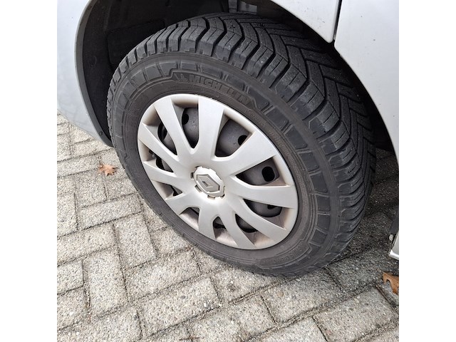 Personenbus, renault, trafic - afbeelding 44 van  44