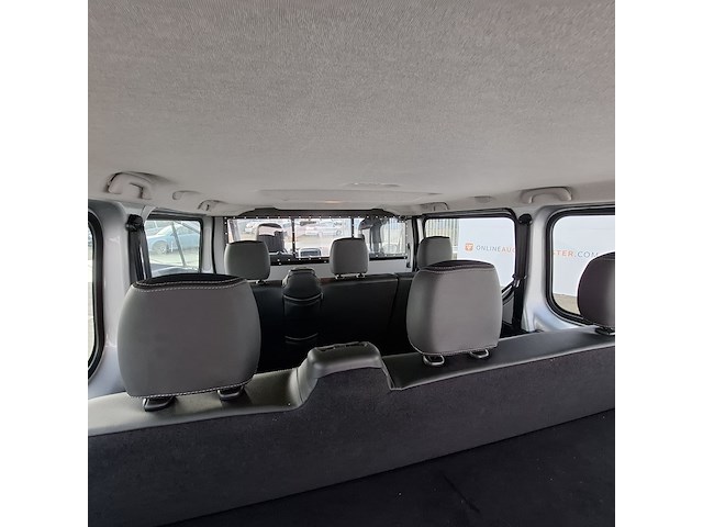 Personenbus, renault, trafic - afbeelding 30 van  45