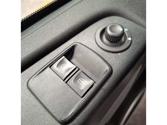 Personenbus, renault, trafic - afbeelding 11 van  27