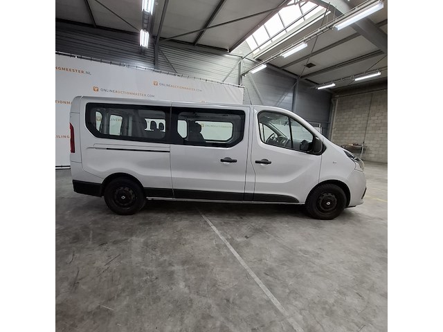 Personenbus, renault, trafic - afbeelding 22 van  27