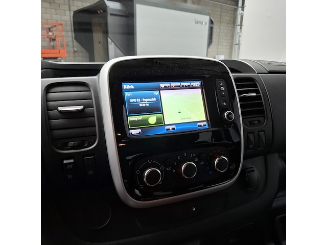 Personenbus, renault, trafic - afbeelding 9 van  30