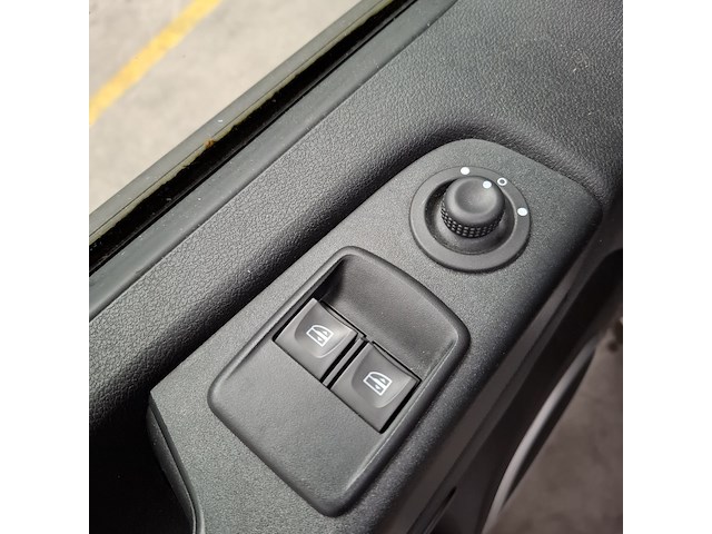 Personenbus, renault, trafic - afbeelding 13 van  30