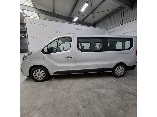 Personenbus, renault, trafic - afbeelding 29 van  30