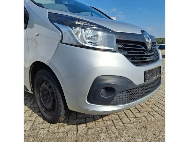 Personenbus, renault, trafic - afbeelding 15 van  75