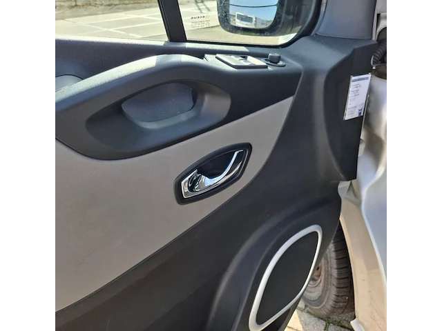 Personenbus, renault, trafic - afbeelding 33 van  75