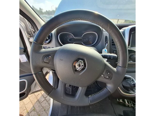 Personenbus, renault, trafic - afbeelding 42 van  75
