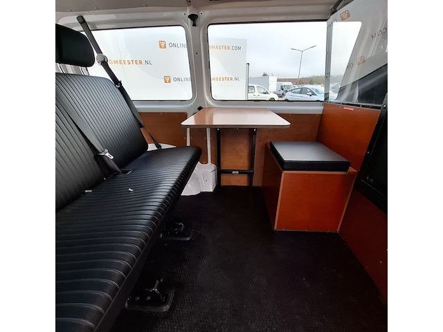 Personenbus, volkswagen, transporter 4 motion - afbeelding 31 van  43
