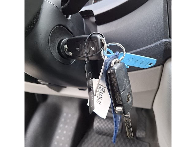 Personenbus, volkswagen, transporter 4 motion - afbeelding 28 van  43