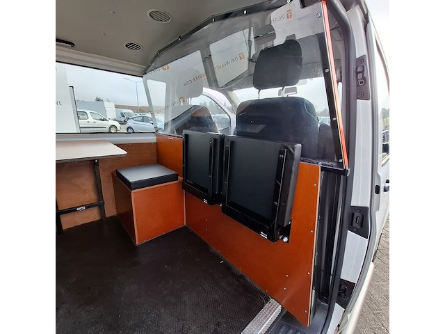 Personenbus, volkswagen, transporter 4 motion - afbeelding 38 van  43