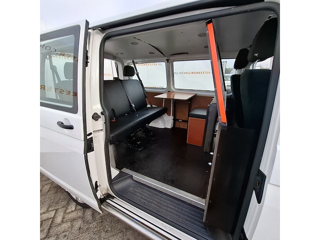 Personenbus, volkswagen, transporter 4 motion - afbeelding 30 van  43