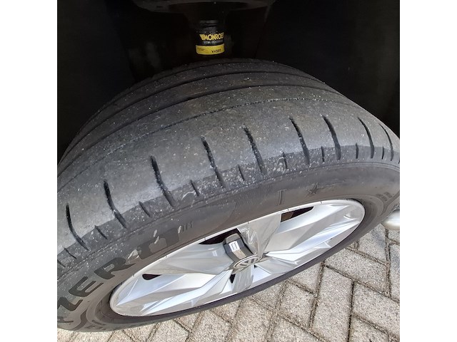 Personenbus, volkswagen, transporter - afbeelding 2 van  48