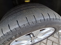 Personenbus, volkswagen, transporter - afbeelding 2 van  48