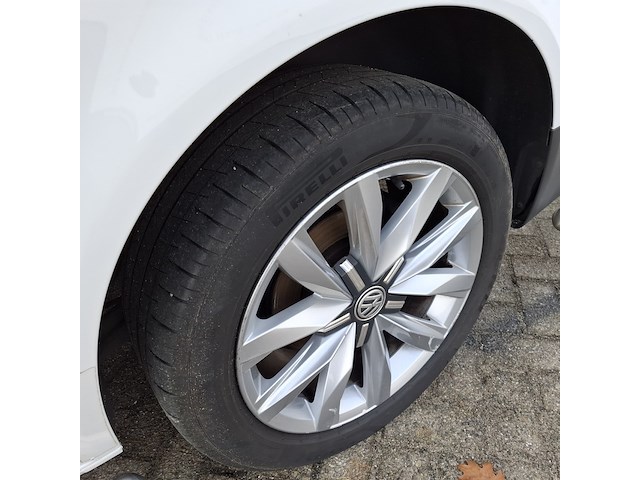 Personenbus, volkswagen, transporter - afbeelding 3 van  48