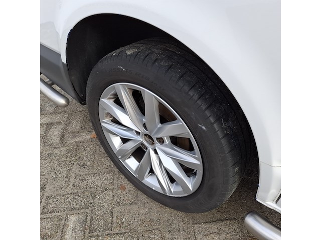 Personenbus, volkswagen, transporter - afbeelding 4 van  48