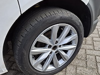 Personenbus, volkswagen, transporter - afbeelding 5 van  48