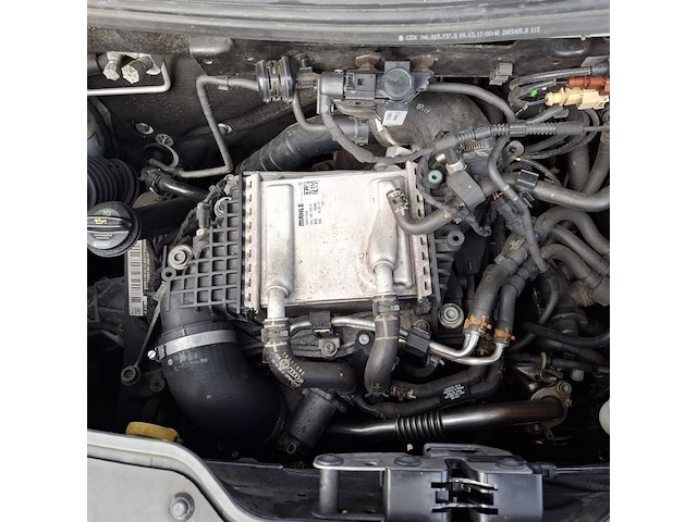 Personenbus, volkswagen, transporter - afbeelding 13 van  48