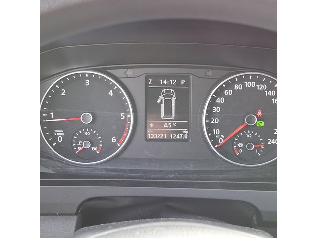 Personenbus, volkswagen, transporter - afbeelding 19 van  48