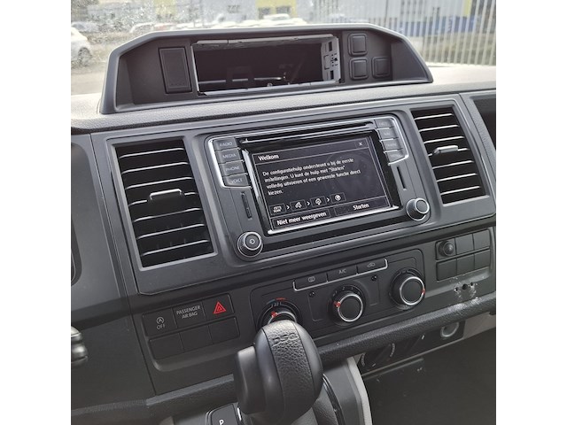 Personenbus, volkswagen, transporter - afbeelding 22 van  48