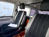 Personenbus, volkswagen, transporter - afbeelding 25 van  48