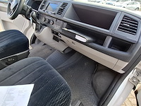Personenbus, volkswagen, transporter - afbeelding 35 van  48