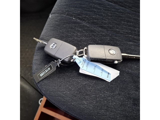 Personenbus, volkswagen, transporter - afbeelding 43 van  48