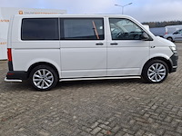 Personenbus, volkswagen, transporter - afbeelding 34 van  48