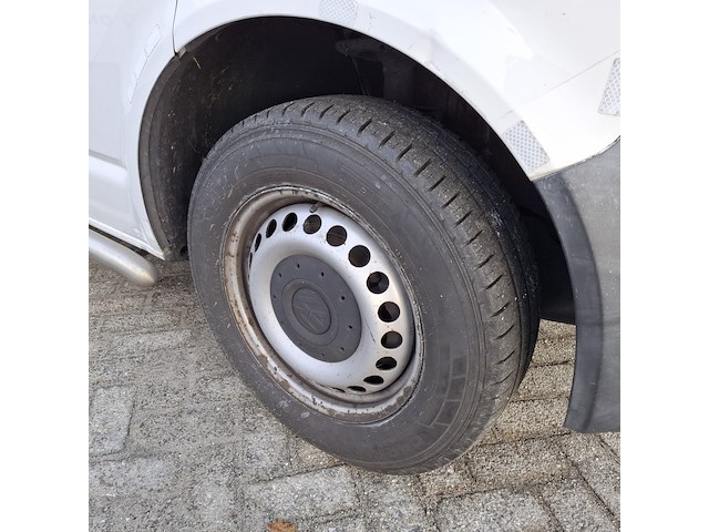 Personenbus, volkswagen, transporter - afbeelding 5 van  51