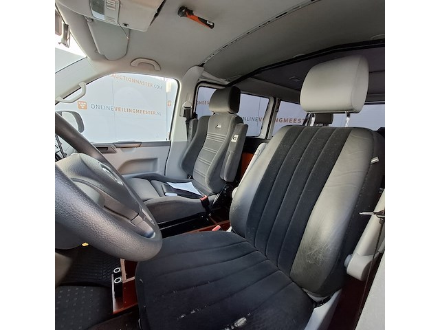 Personenbus, volkswagen, transporter - afbeelding 17 van  51