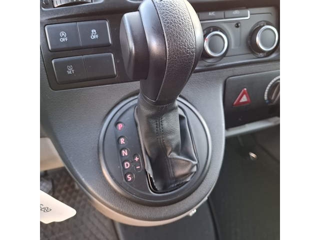 Personenbus, volkswagen, transporter - afbeelding 24 van  51