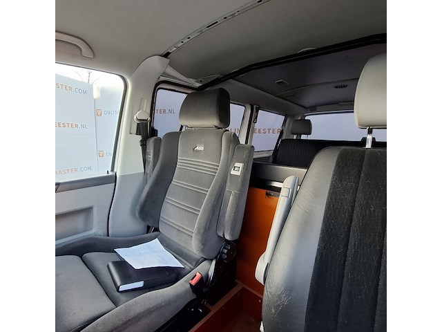 Personenbus, volkswagen, transporter - afbeelding 26 van  51