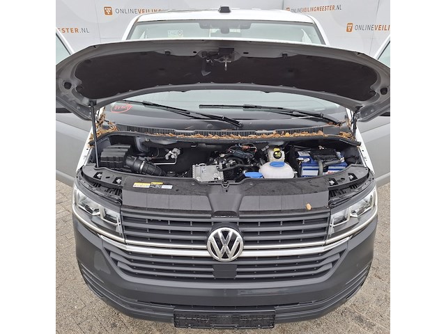 Personenbus, volkswagen, transporter - afbeelding 16 van  33