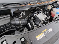 Personenbus, volkswagen, transporter - afbeelding 17 van  33