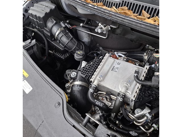 Personenbus, volkswagen, transporter - afbeelding 18 van  33