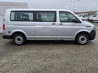 Personenbus, volkswagen, transporter - afbeelding 28 van  33