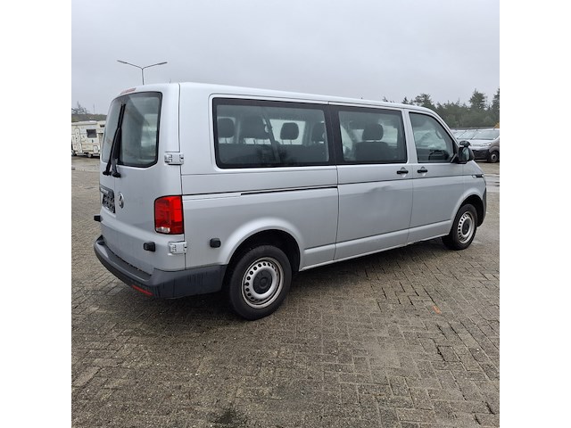 Personenbus, volkswagen, transporter - afbeelding 29 van  33