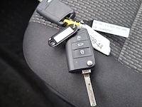 Personenbus, volkswagen, transporter - afbeelding 33 van  33