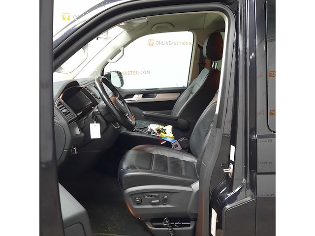 Personenbus, volkswagen, transporter - afbeelding 7 van  42