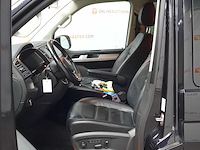 Personenbus, volkswagen, transporter - afbeelding 7 van  42