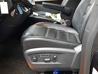 Personenbus, volkswagen, transporter - afbeelding 9 van  42