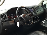 Personenbus, volkswagen, transporter - afbeelding 10 van  42