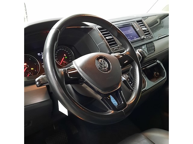 Personenbus, volkswagen, transporter - afbeelding 11 van  42