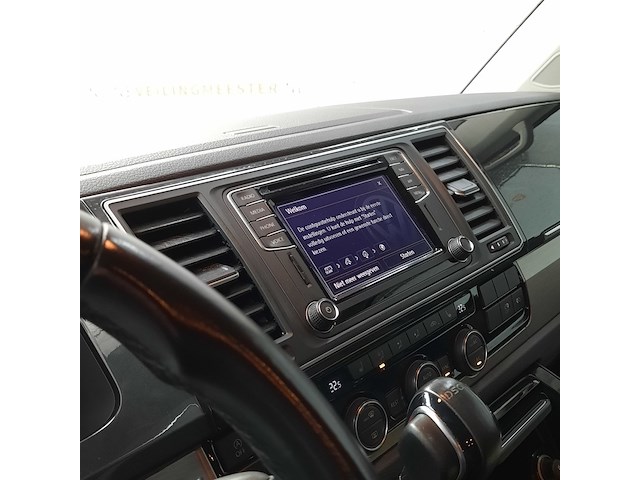 Personenbus, volkswagen, transporter - afbeelding 13 van  42