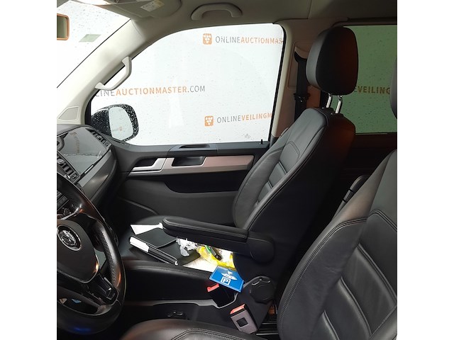 Personenbus, volkswagen, transporter - afbeelding 18 van  42